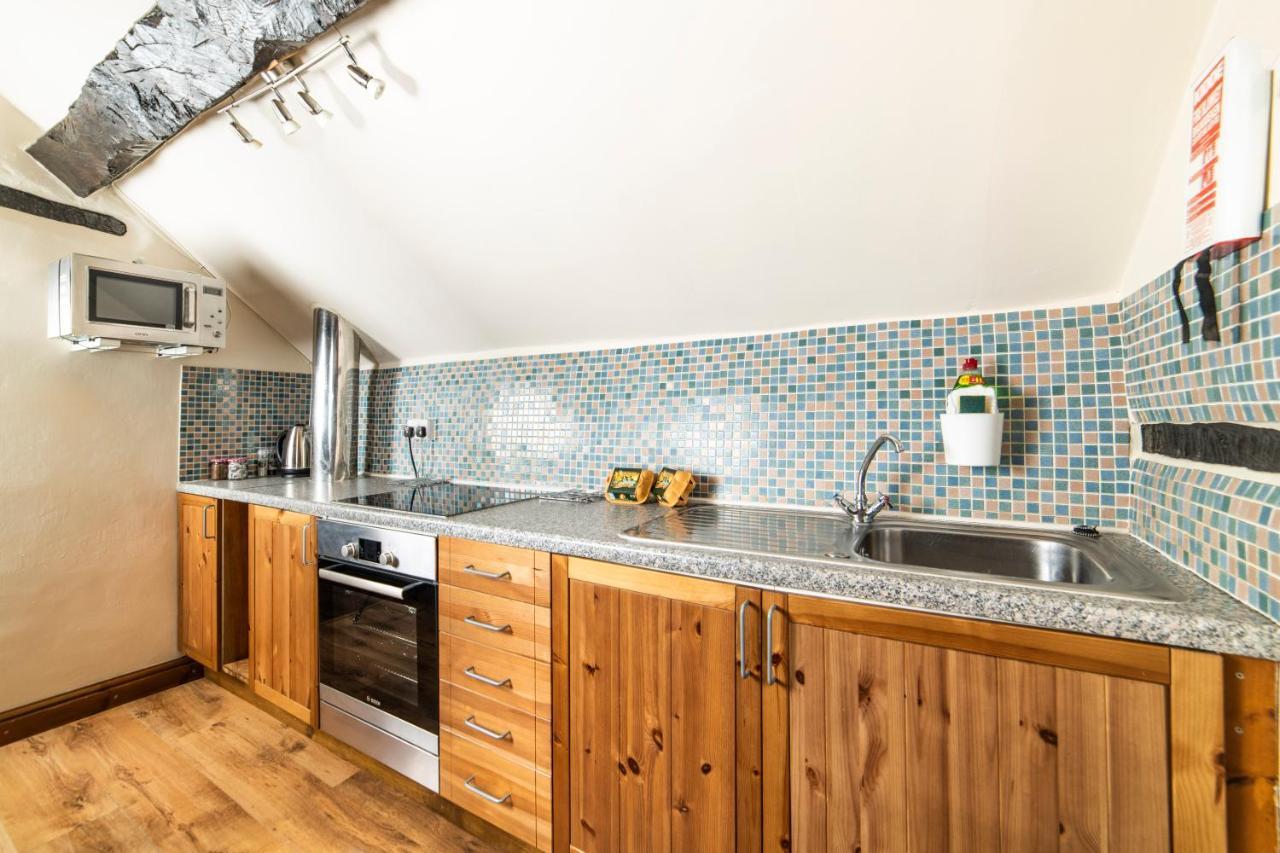 Nant Ucha Farm Villa Acrefair Kültér fotó