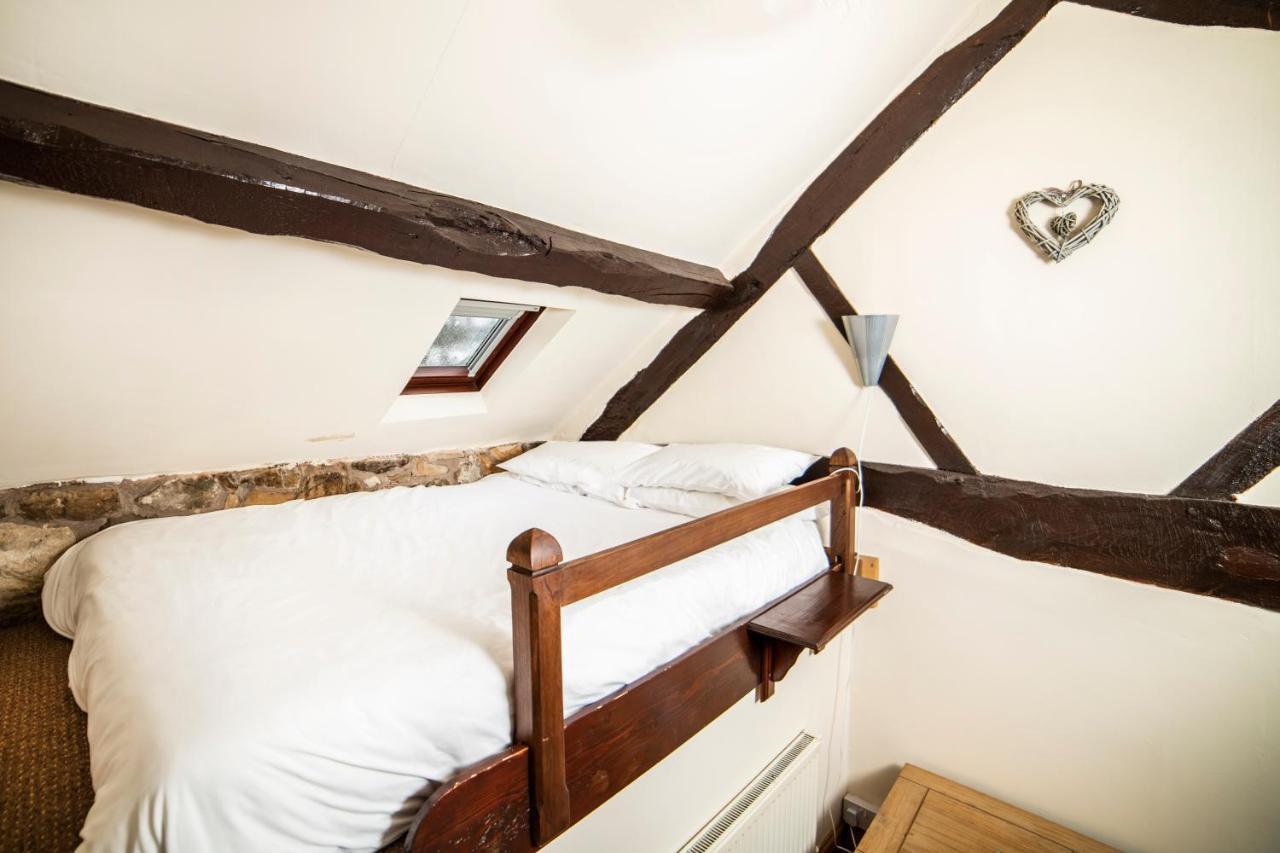 Nant Ucha Farm Villa Acrefair Kültér fotó